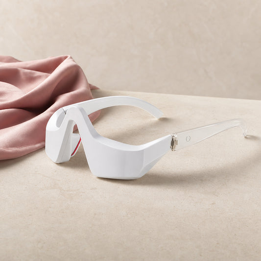 Adreluma 3D Eye Massager with red light and EMS, front view